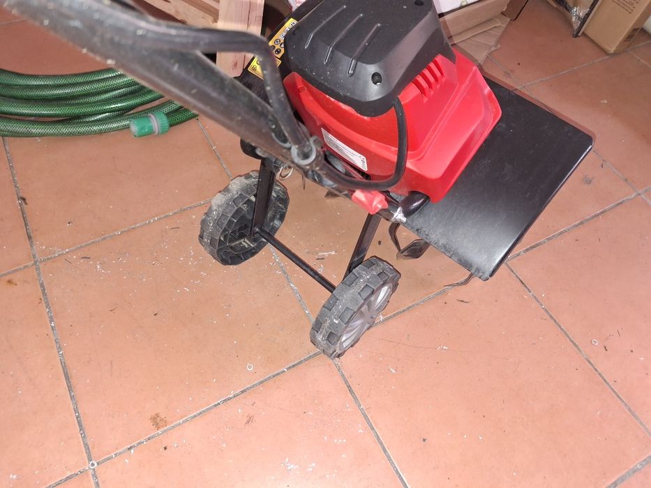 Vendo Motocultivador Eléctrico DESOCUPAR  vendo pela melhor oferta