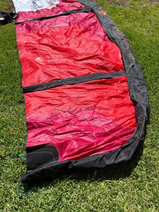 Kitesurf Ozone Enduro 10m semi-novo