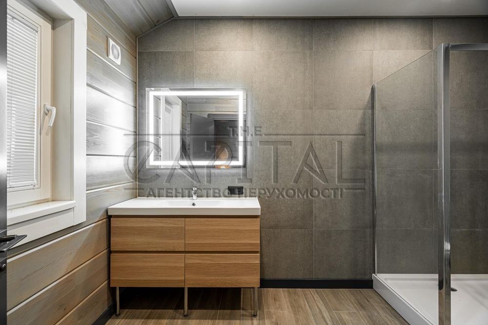 Оренда будинку з басейном у Київ Riverside Family Club