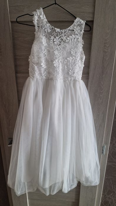 Sukienka tiulowa komunia