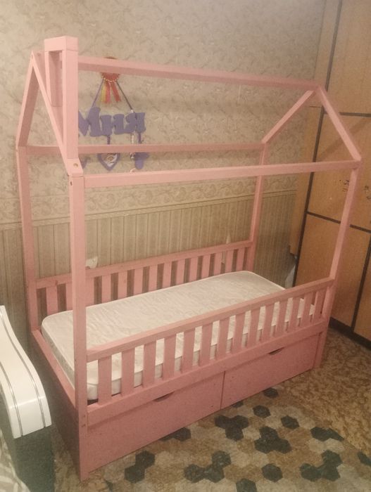 Продам ліжко-домік