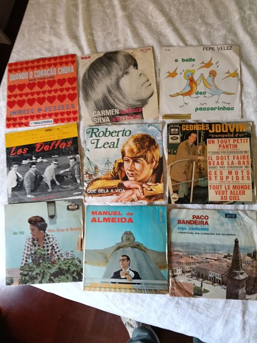 Vários singles em vinyl,  Fado etc...