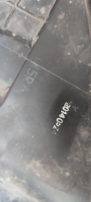 Продам фару праву Mitsubishi Outlender 3.