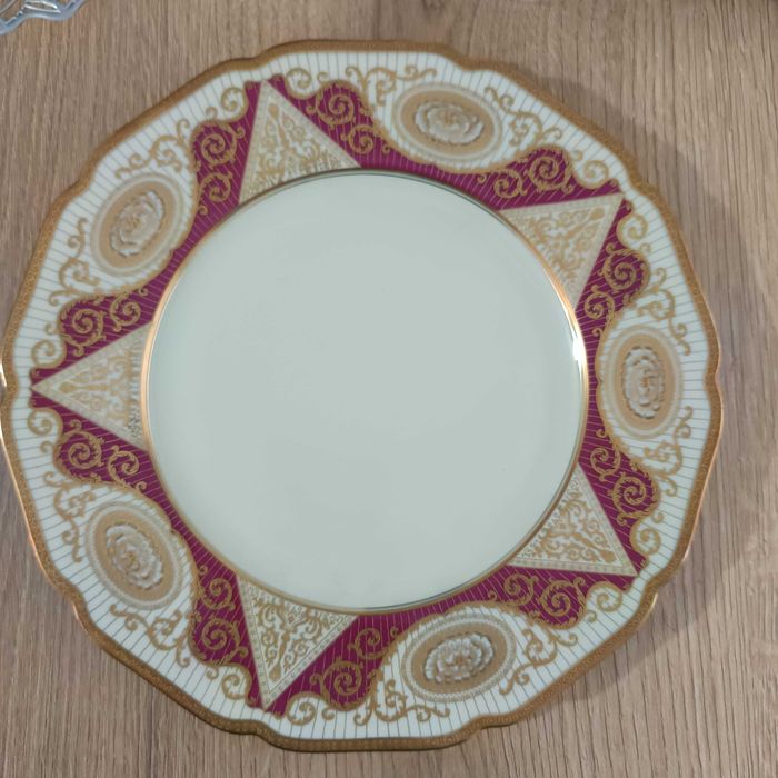 Talerz ozdobny porcelana złocona