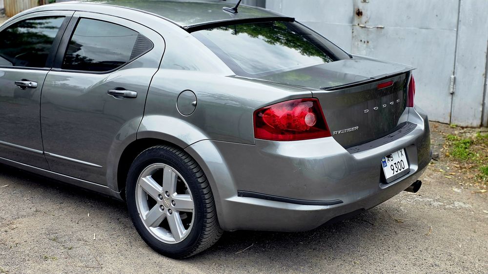 Продам Dodge Avenger 2013рік 2.4 газ/бензин