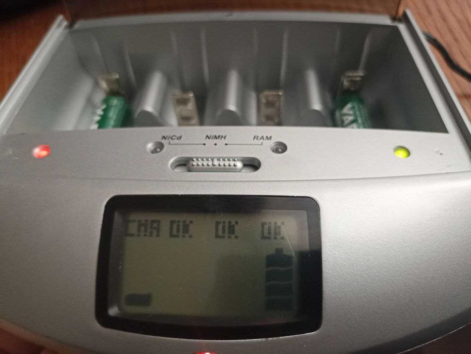 Зарядний пристрій Active Energy HSC-401