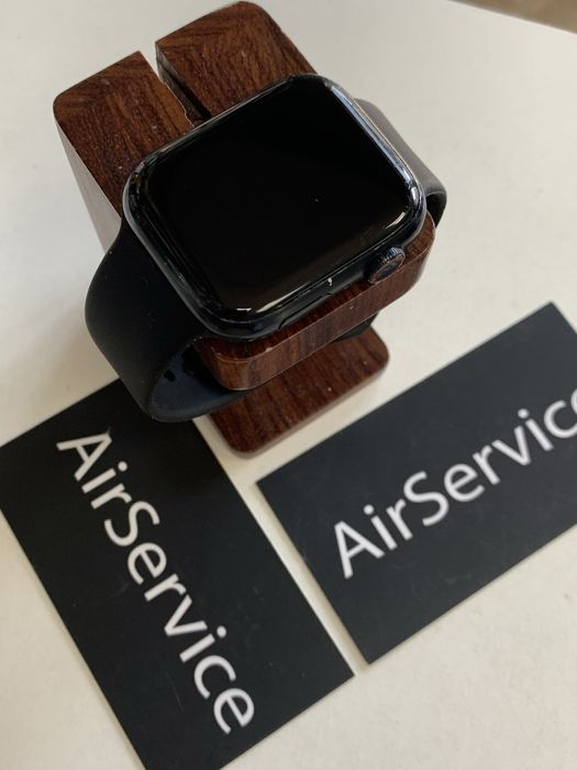 Оригінальні  Apple watch series 7 45  mm space gray