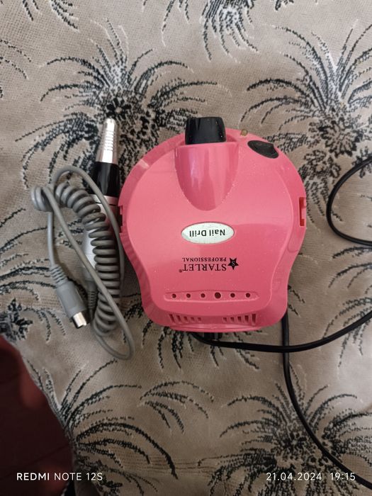 Фрезер та лампа для манікюру