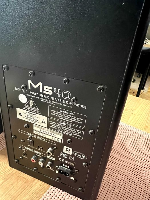 Monitory studyjne głośniki Behringer MS40