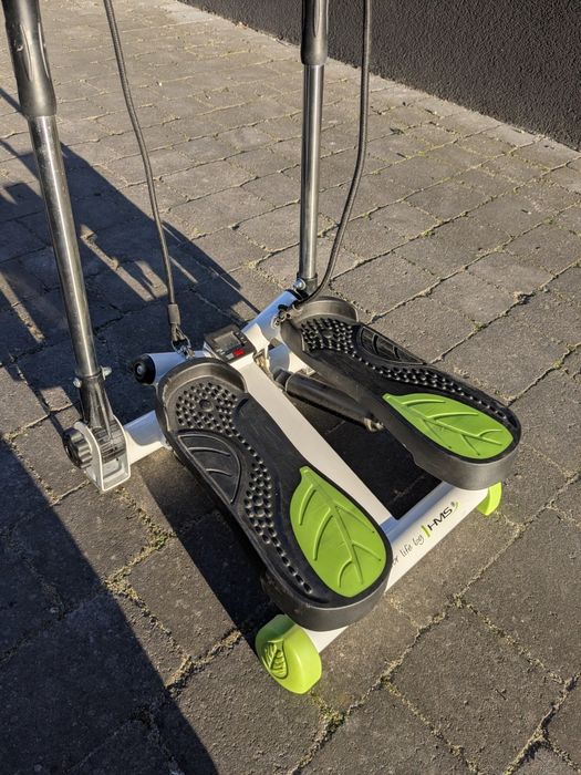 Stepper skrętny z regulowanymi ramionami

RAMIONAMI S3096