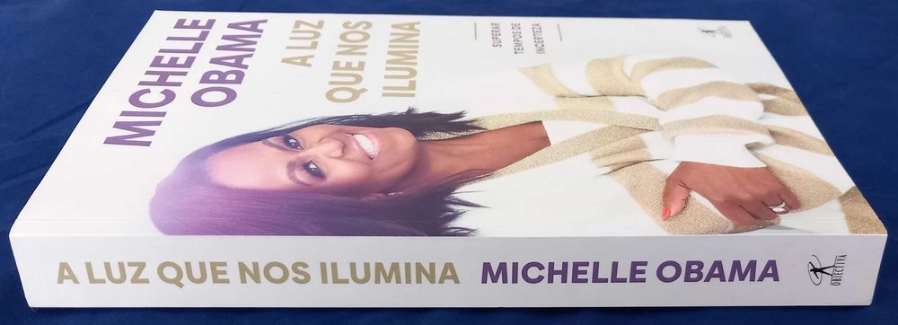 Livro A Luz que nos Ilumina de Michelle Obama [Portes Grátis]