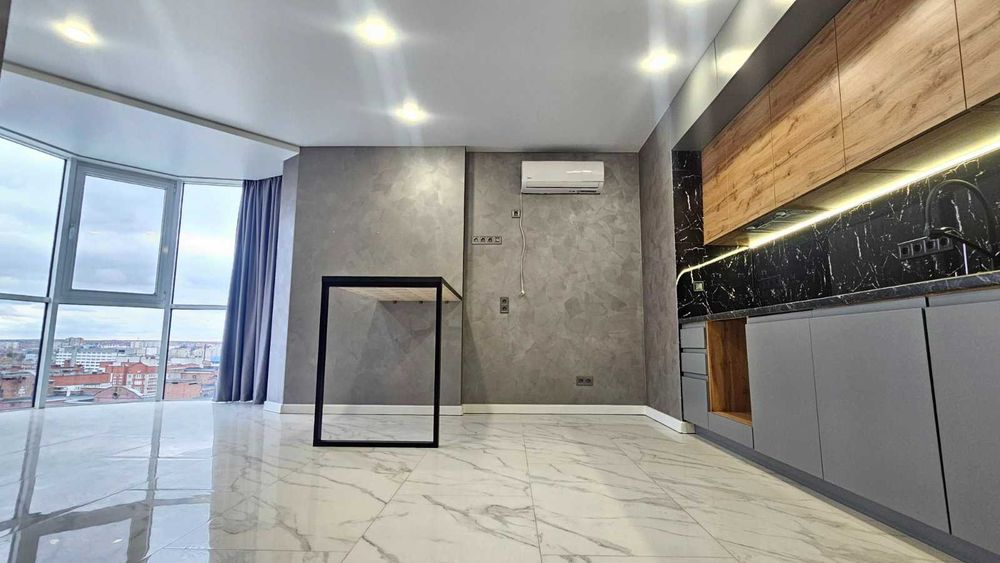 Продам за вигідною ціною 2к в центрі міста! ЖК Гранд Палац