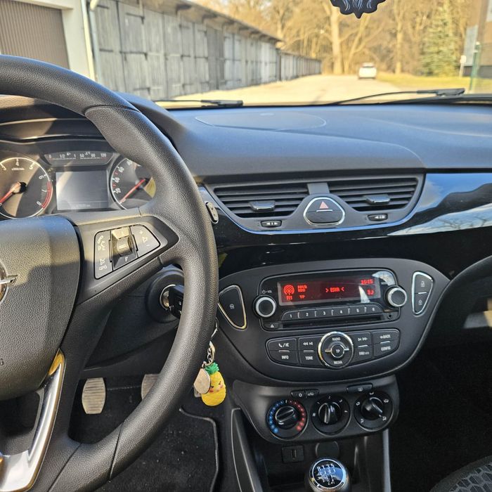 Opel Corsa E 1.2b 5 drzwi 2016r