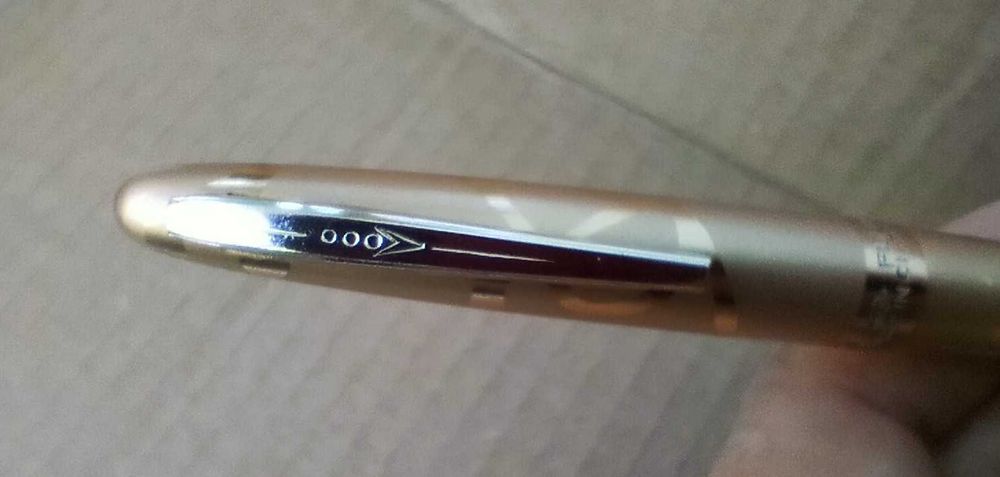 Перьевая ручка White feather 608