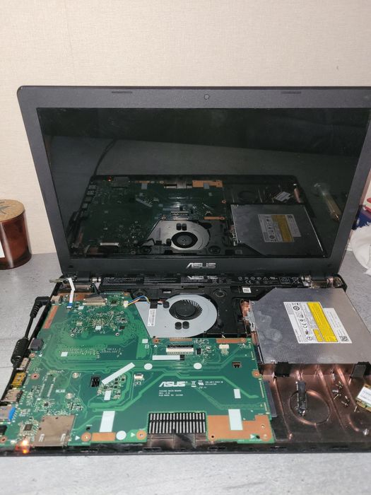 Ноутбук Asus x551m