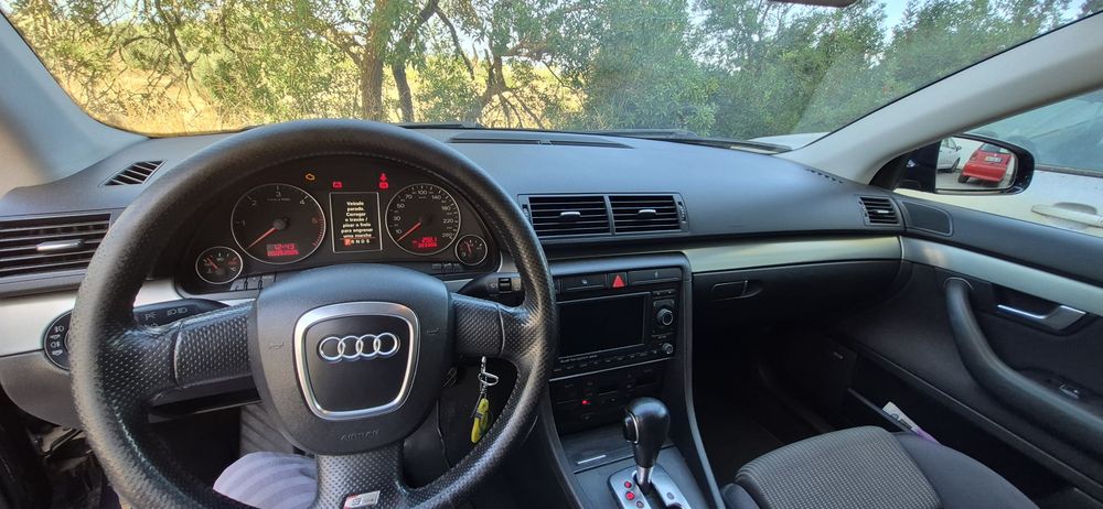 Audi  a4  S line