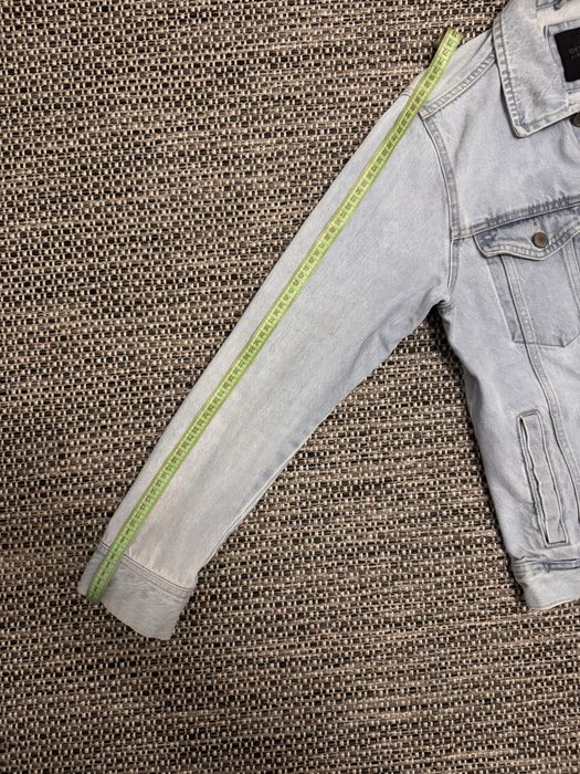 Чоловіча джинсова куртка reserved