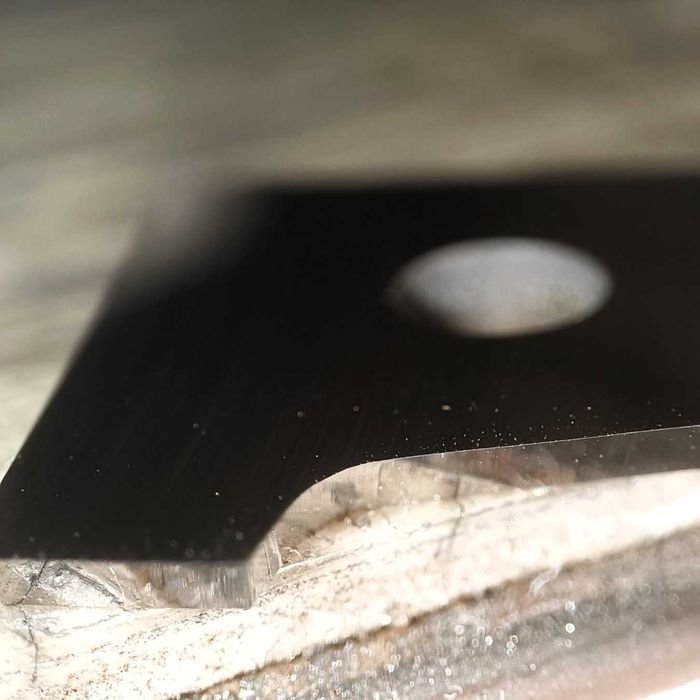 Заточка змінних ножів на фрези твердосплавних і HSS, стругальних ножів