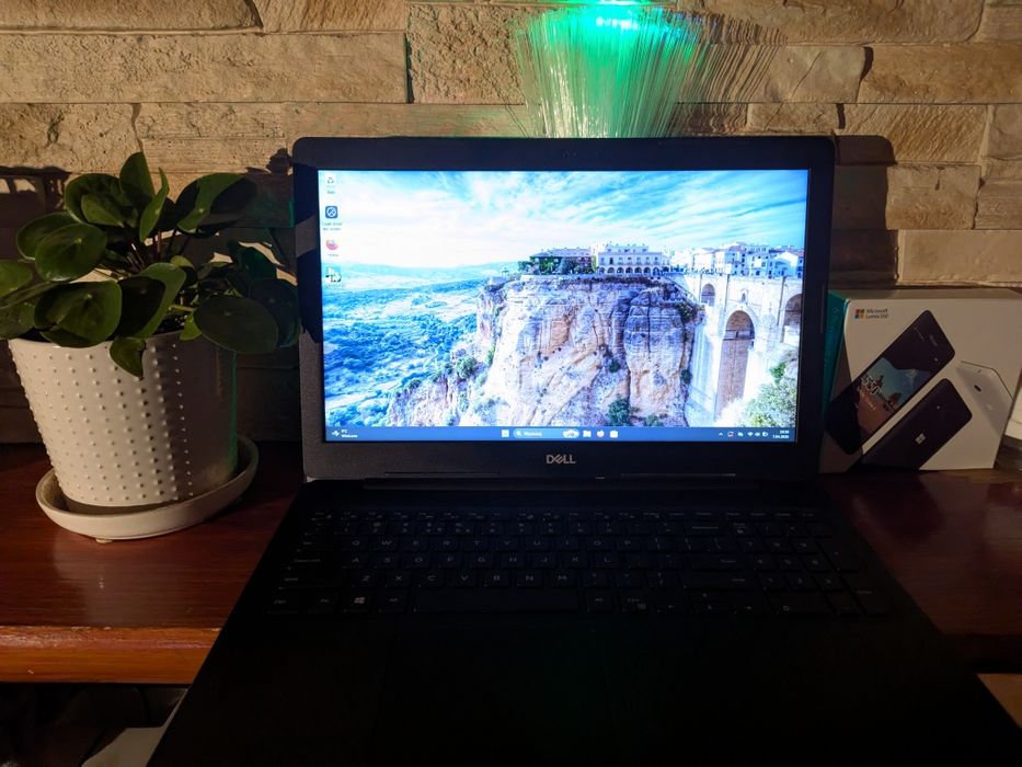 Laptop Dell Inspiron 3593 – i5-1035G1 / 8 GB RAM / 256 GB SSD