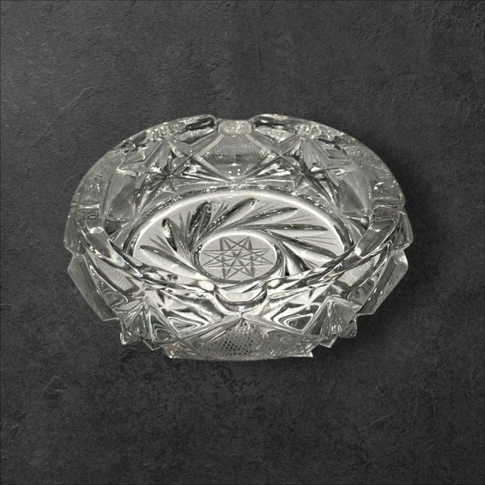 Popielniczka kryształowa szkło użytkowe młynek prl