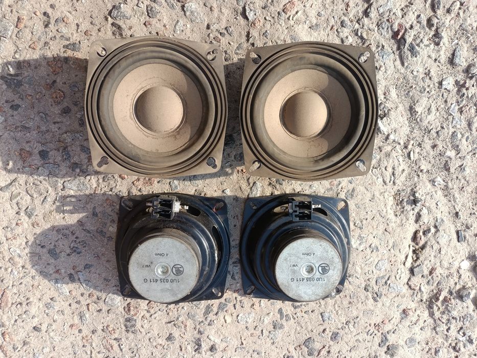 Динамики в багажник универсал Skoda Octavia Tour A4