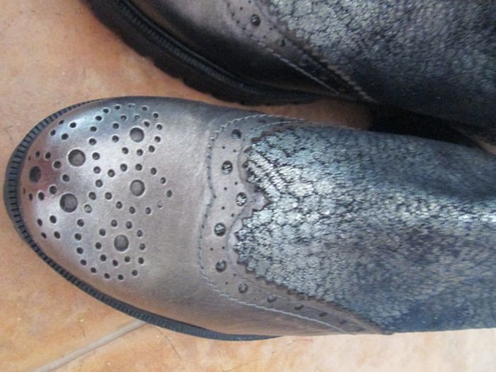 Botas  novas em pele tamanho 39