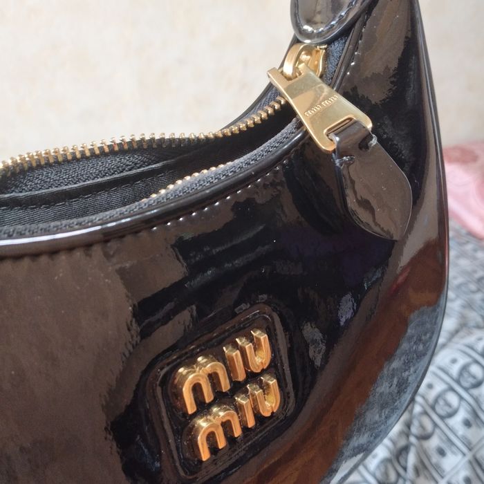 Сумка MIU MIU Patent Mini Hobo Black с чеком  ОРИГИНАЛ