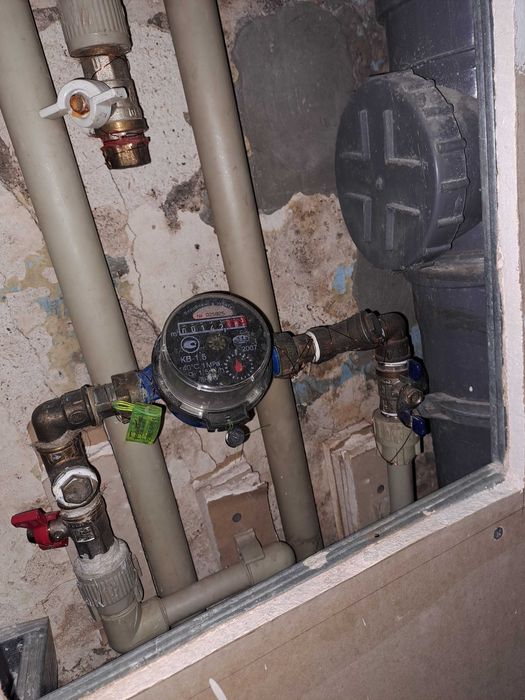 Продаж 3 кімн квартири з вільним плануванням (можливо під бізнес)