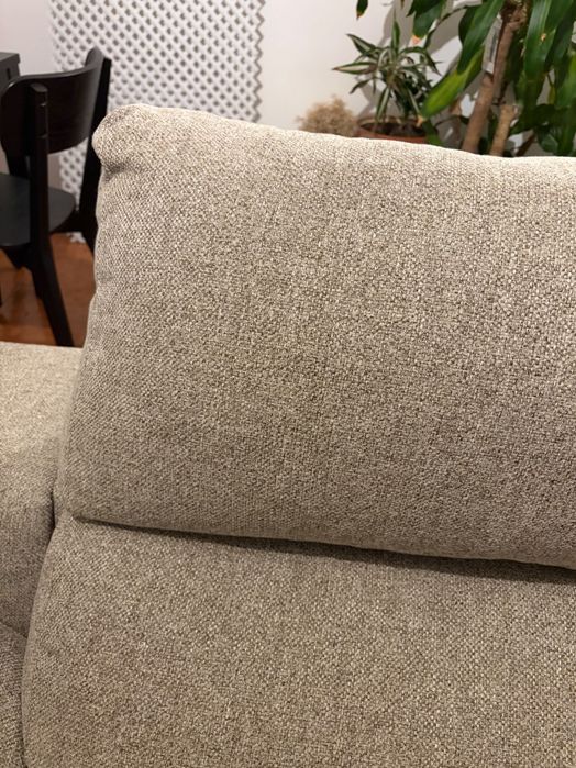 Sofá  4 lugares com chaise longe