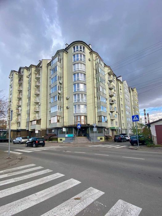 Оренда комерційного приміщення по вулиці Шухевичів