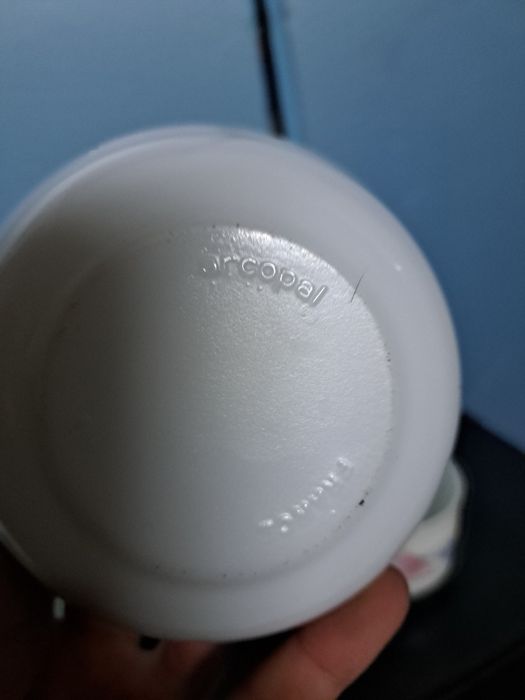 Conjunto copos e chávenas