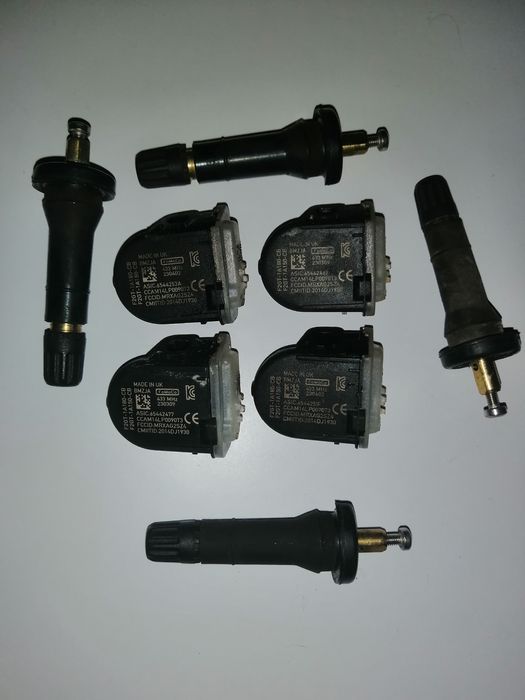 датчики тиску в шинах