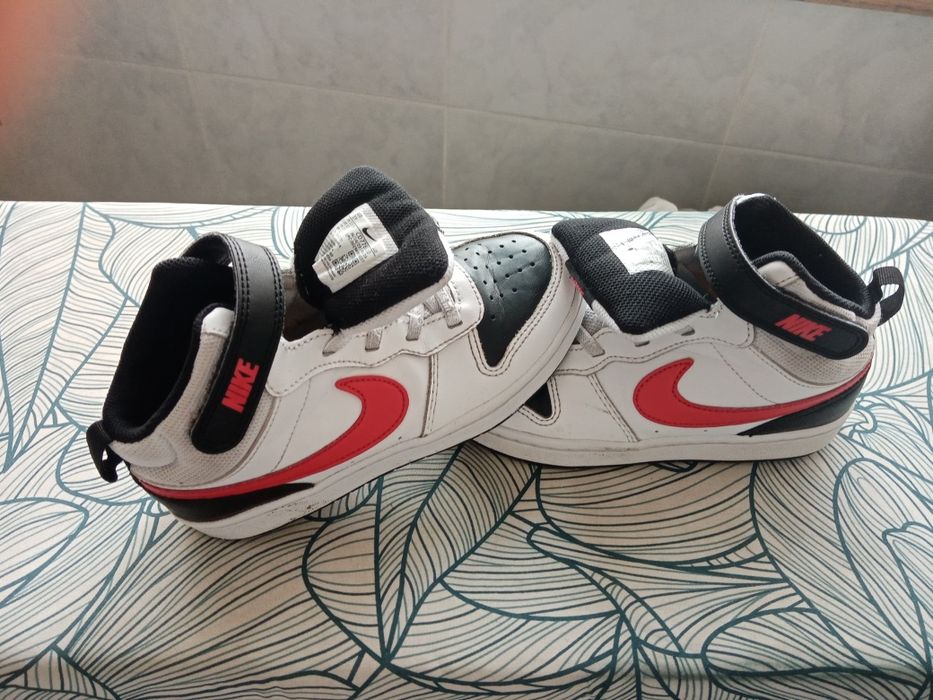 Tenis criança Nike  Nike Court Borough Mid 2 tamanho 32