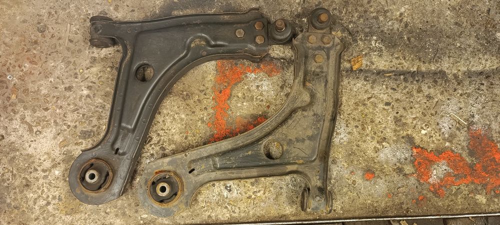 Передние нижние рычаги Лачетти Lacetti