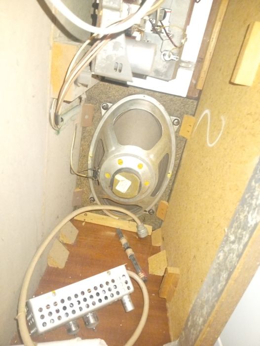 Móvel Grunding Leitor de Discos Vinis e Colunas