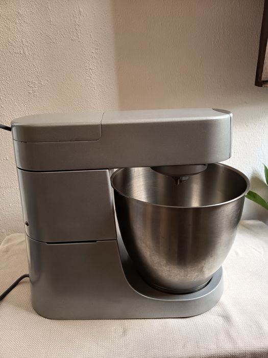 Batedeira kenwood (major pro 6.2L)