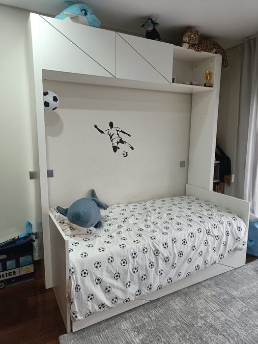 Cama de criança solteiro que abre para cama de casal com dois colchões