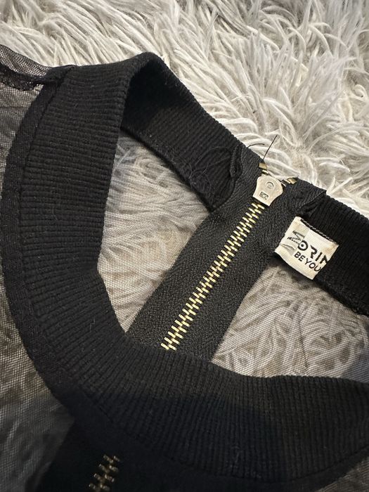 Кофта з паєтками