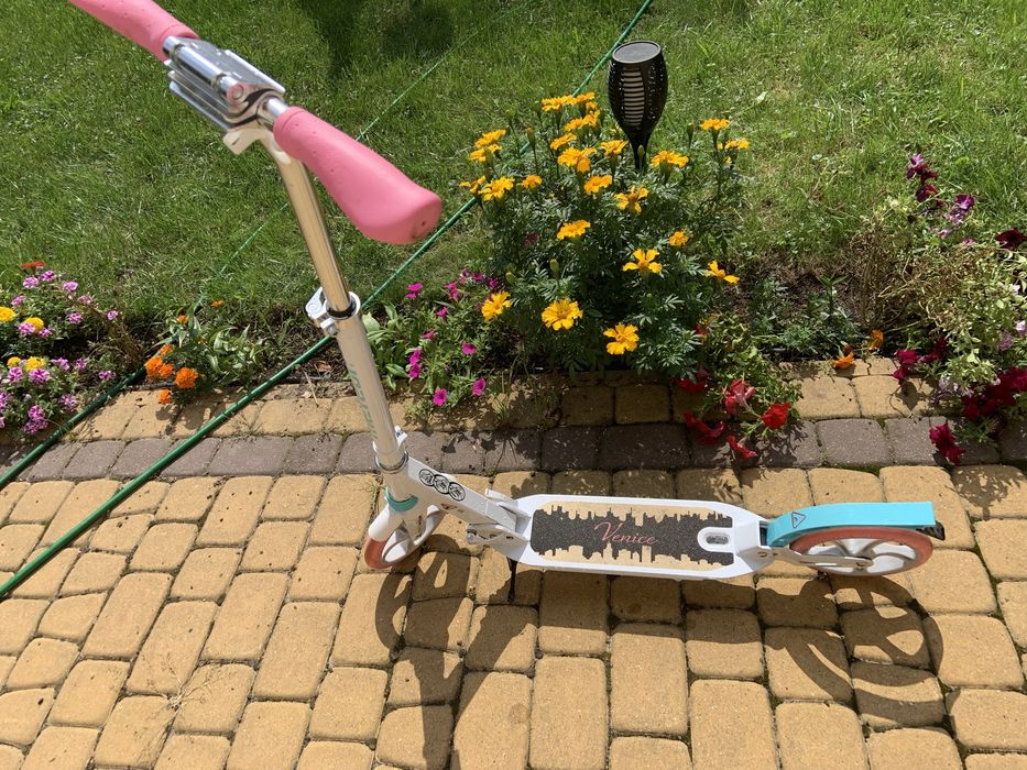 Hulajnoca Venice Meteor City