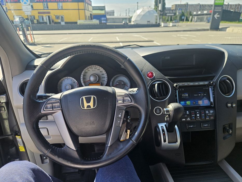 Продам автомобіль Honda Pilot 2010 Перший власник, в рідній фарбі