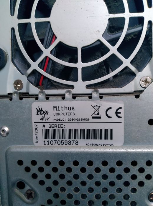 Torre Computador p/ Peças ou Projeto DIY (LGA775, Fonte 500W, Drive CD)