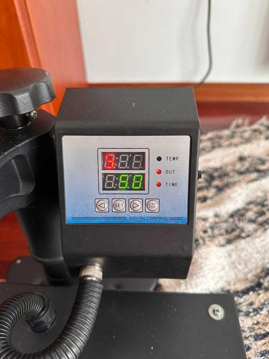 Máquina de sublimação por transferência para t-shirts