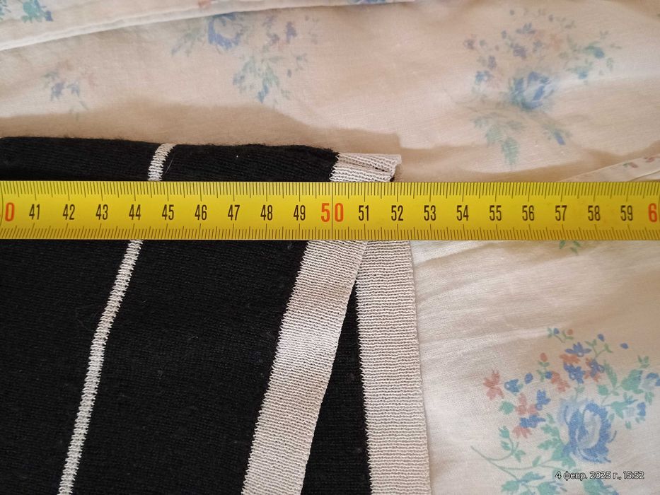 Джемпер жіночий вовняний в ідеальному стані