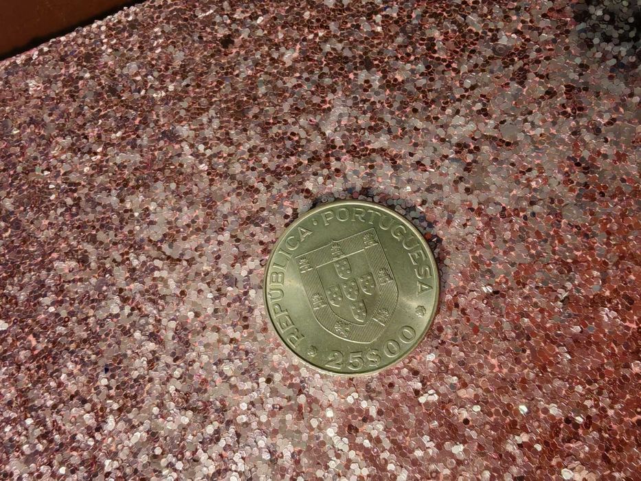 Ano Internacional das Pessoas Deficientes, moeda 25 esc.