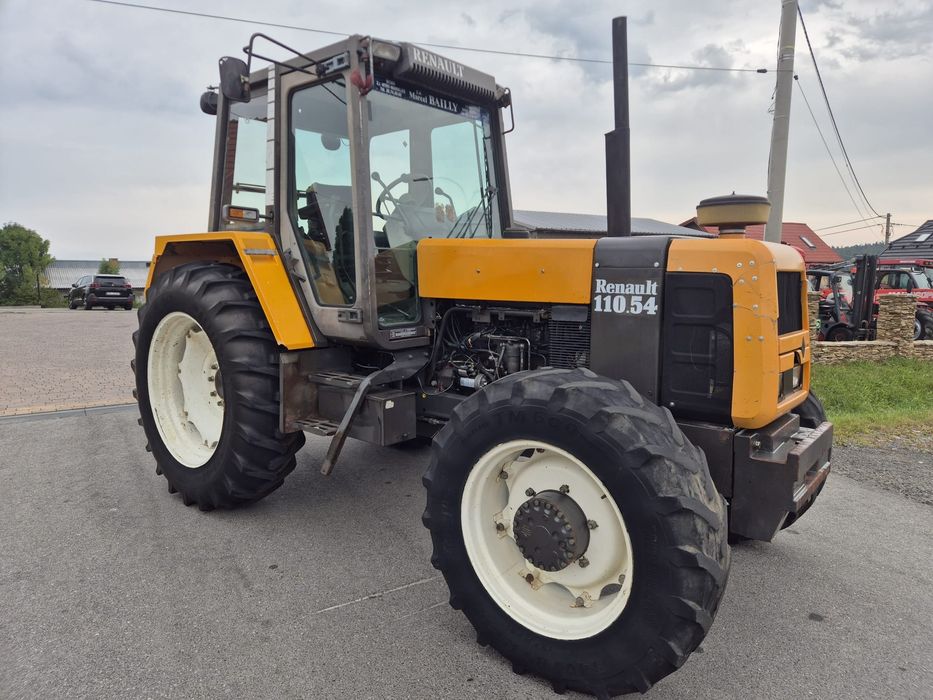Ciągnik roln8czy Renault 110.54