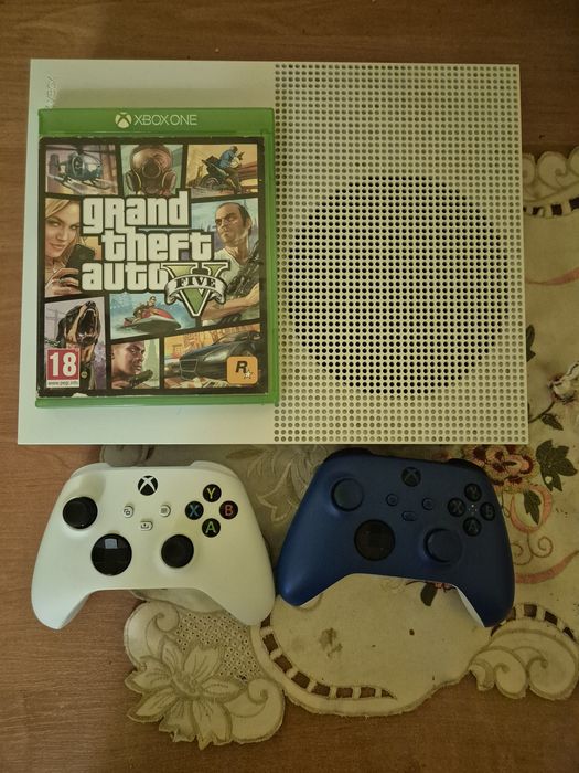 Sprzedam Xboxa one s 1t