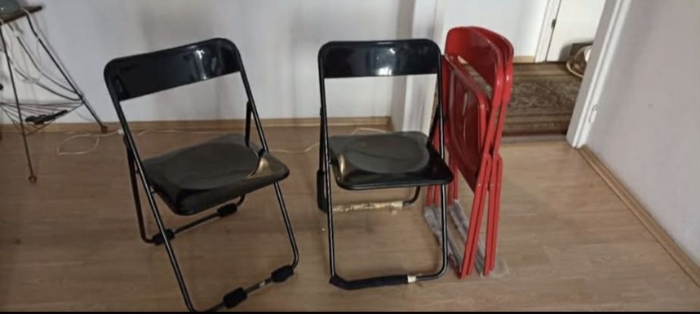 Krzesła składane 50 zł sztuka