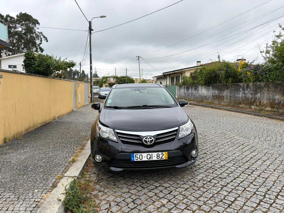 Toyota Avensis 2.0 D4D - 2012
