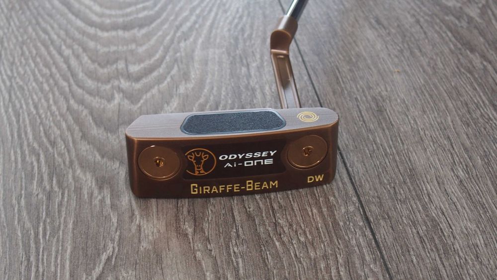 Kij do golfa Limitowany Putter Odyssey Ai-ONE Giraffe-Beam DW (Double Wide) |Premium nowy