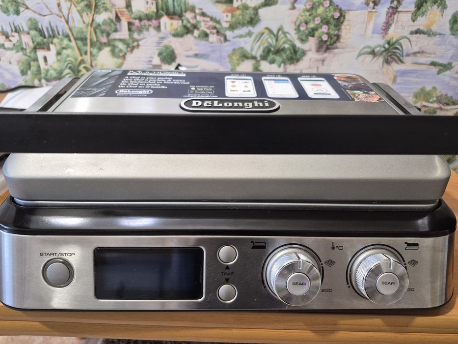 Гриль-вафельниця DeLonghi CGH 1030D